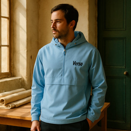 Anorak Packable photographié dans l'atelier Verso Paris · atelier Verso · d'après produit · porté homme