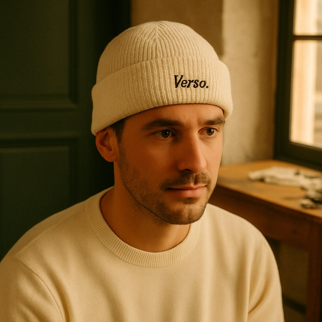 Bonnet Pêcheur photographié dans l'atelier Verso Paris · atelier Verso · d'après produit · porté homme