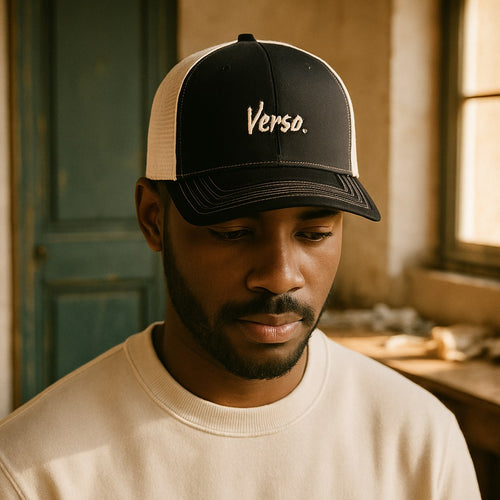 Casquette Camionneur Richardson 112 photographié dans l'atelier Verso Paris · atelier Verso · d'après produit · porté homme