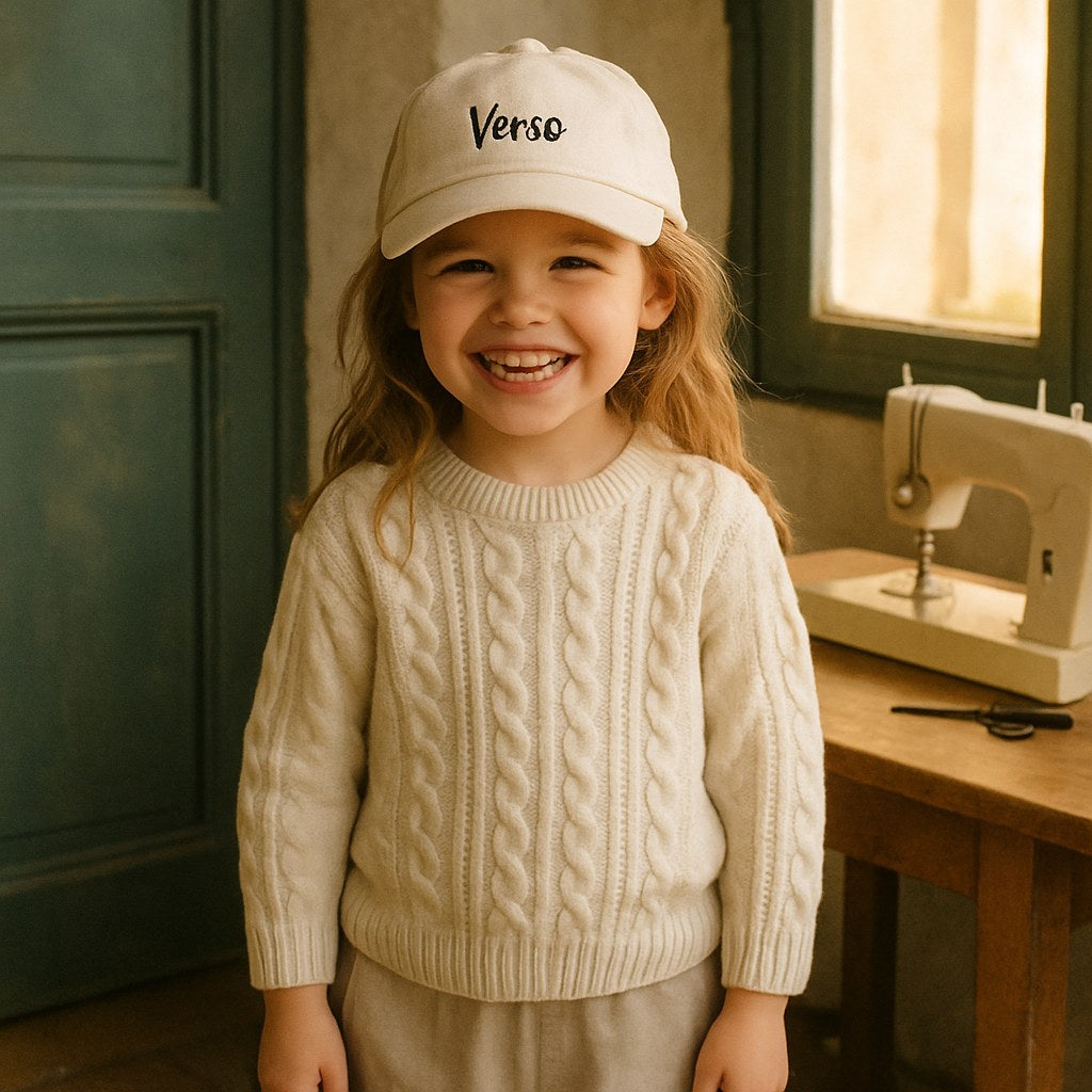 Casquette Enfant photographié dans l'atelier Verso Paris · atelier Verso · d'après produit · porté enfant