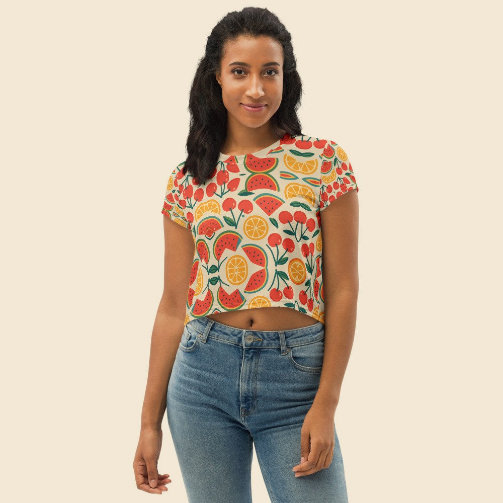 Crop Tee porté, Verso Paris · mannequin femme