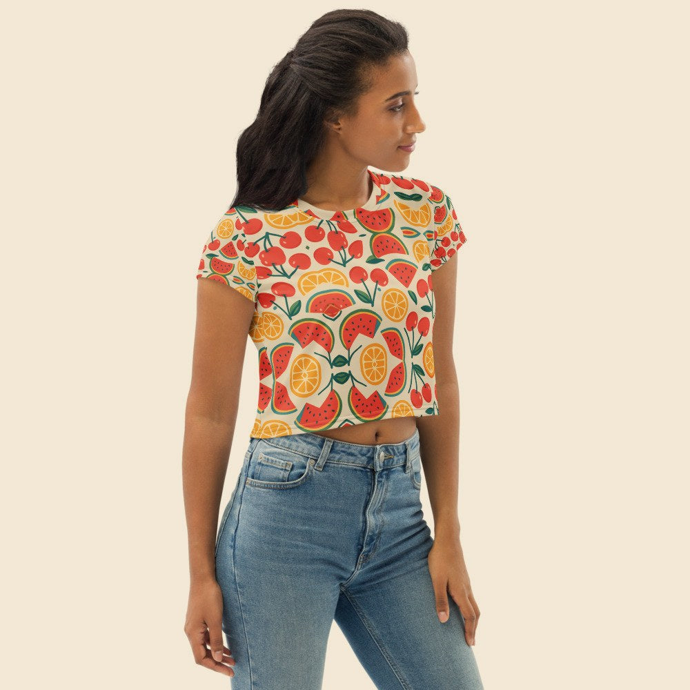 Crop Tee porté, Verso Paris · mannequin femme