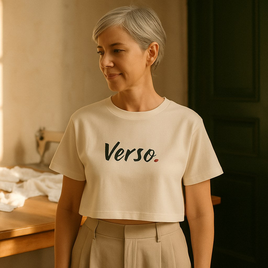 Crop Top photographié dans l'atelier Verso Paris · atelier Verso · d'après produit · porté femme