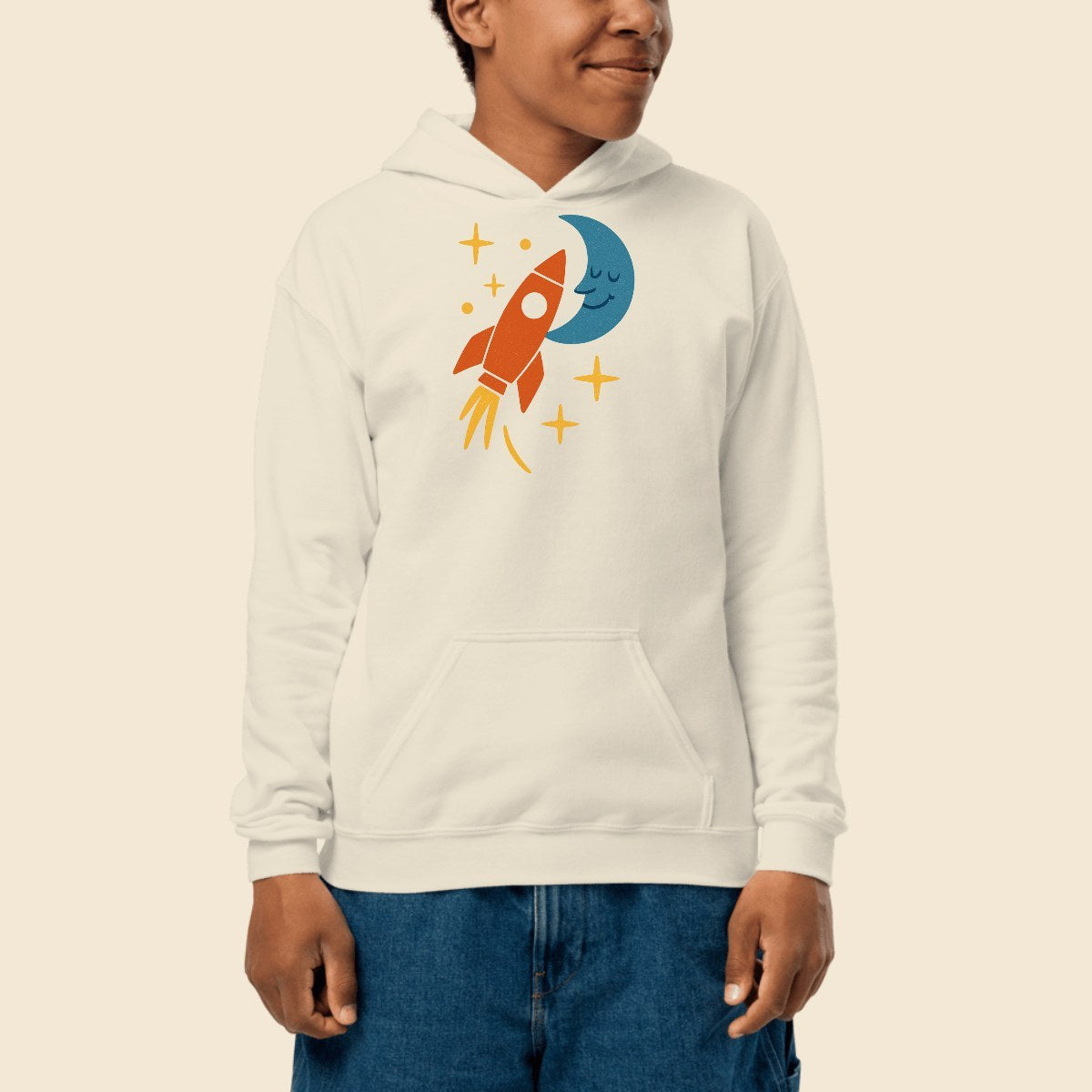 Hoodie Enfant personnalisé avec une illustration créée par l’IA, Verso Paris · exemple illustration IA