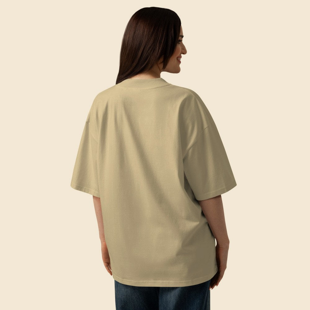Tee Oversize Col Montant Blaster porté par une femme, Verso Paris · mannequin femme · dos