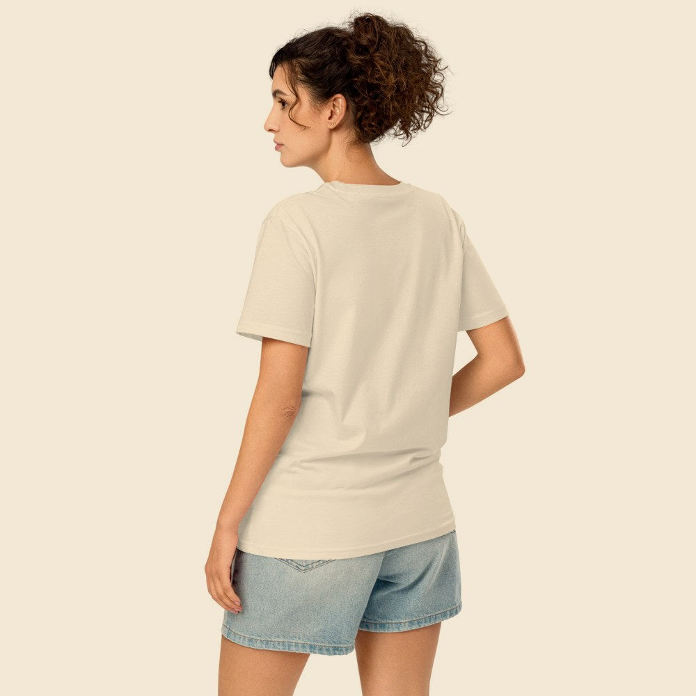 Tee Bio Crafter porté par une femme, Verso Paris · mannequin femme · dos