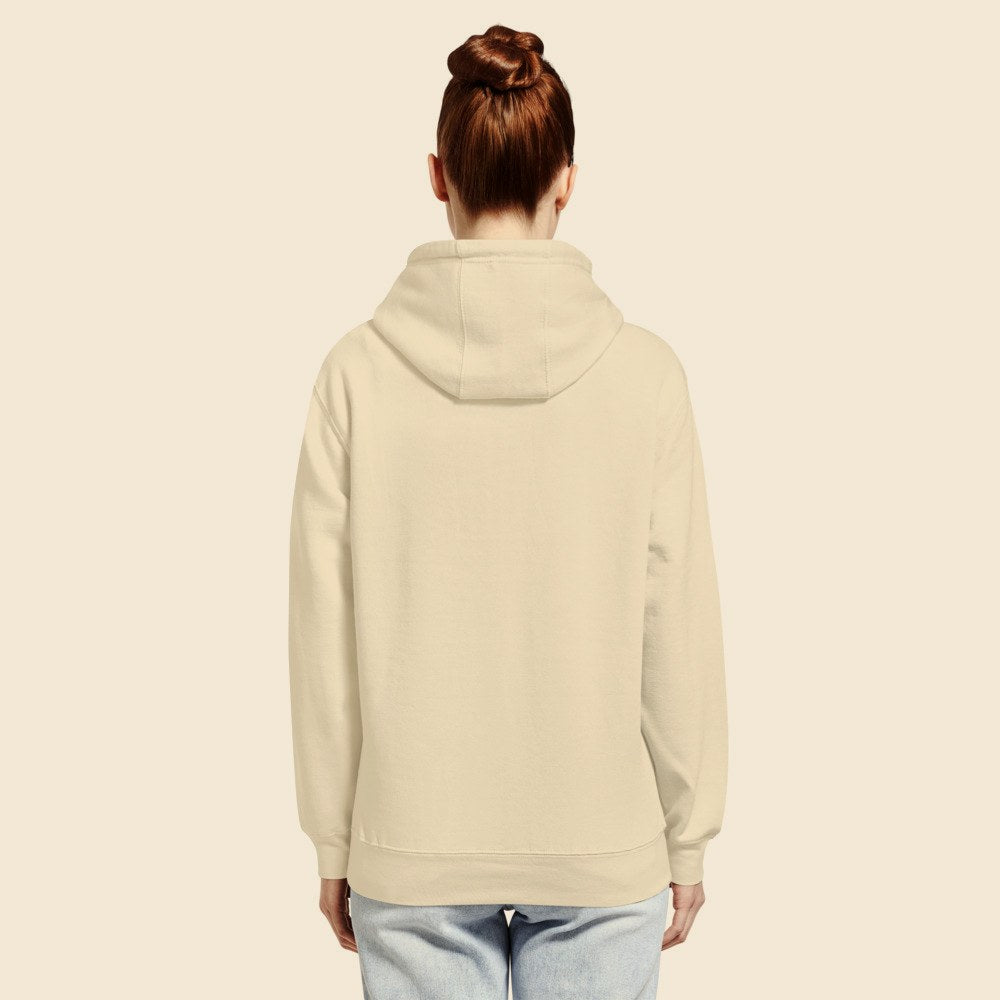 Hoodie Premium Mi-Densité porté par une femme, Verso Paris · mannequin femme · dos