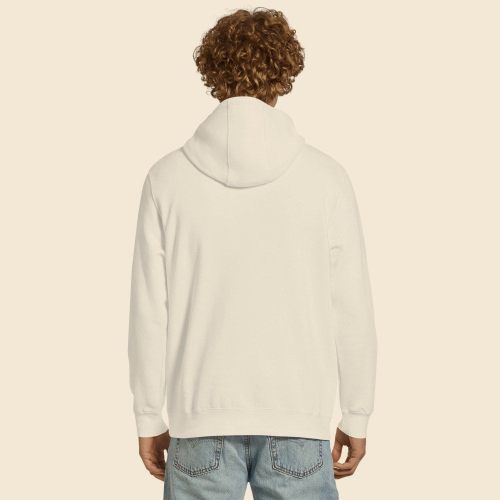 Hoodie Premium Mi-Densité porté par un homme, Verso Paris · mannequin homme · dos