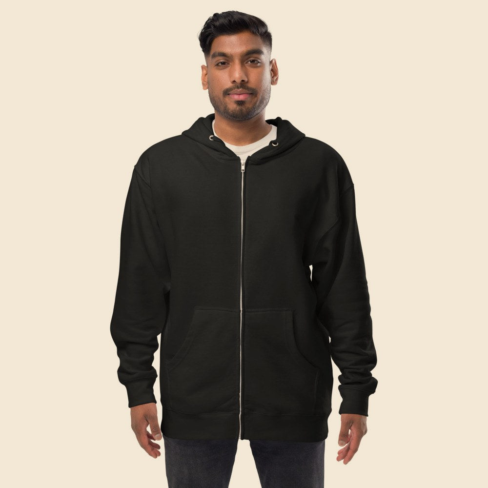 Hoodie Zippé Fleece porté par un homme, Verso Paris · mannequin homme