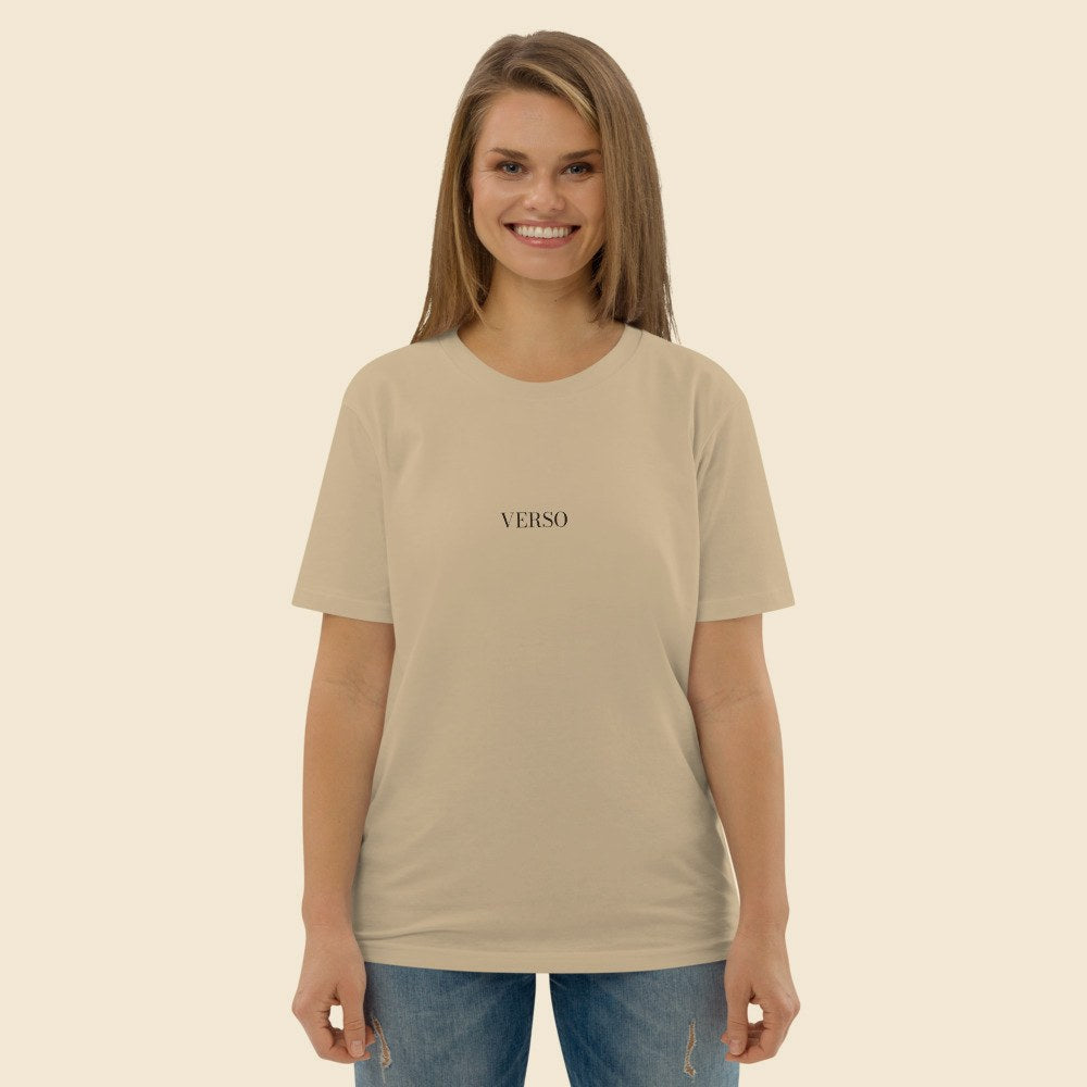 Organic Tee porté par une femme, Verso Paris · mannequin femme