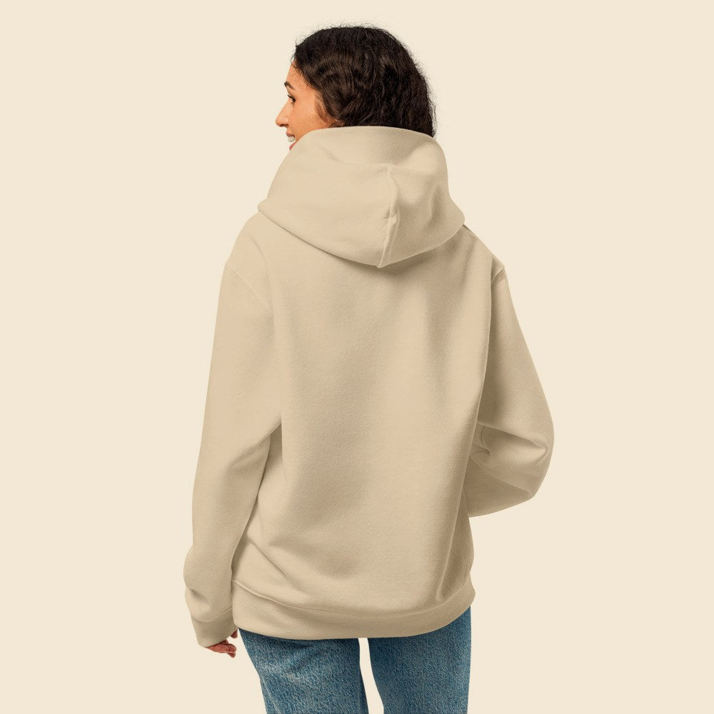 Hoodie Oversize Heavyweight porté par une femme, Verso Paris · mannequin femme · dos