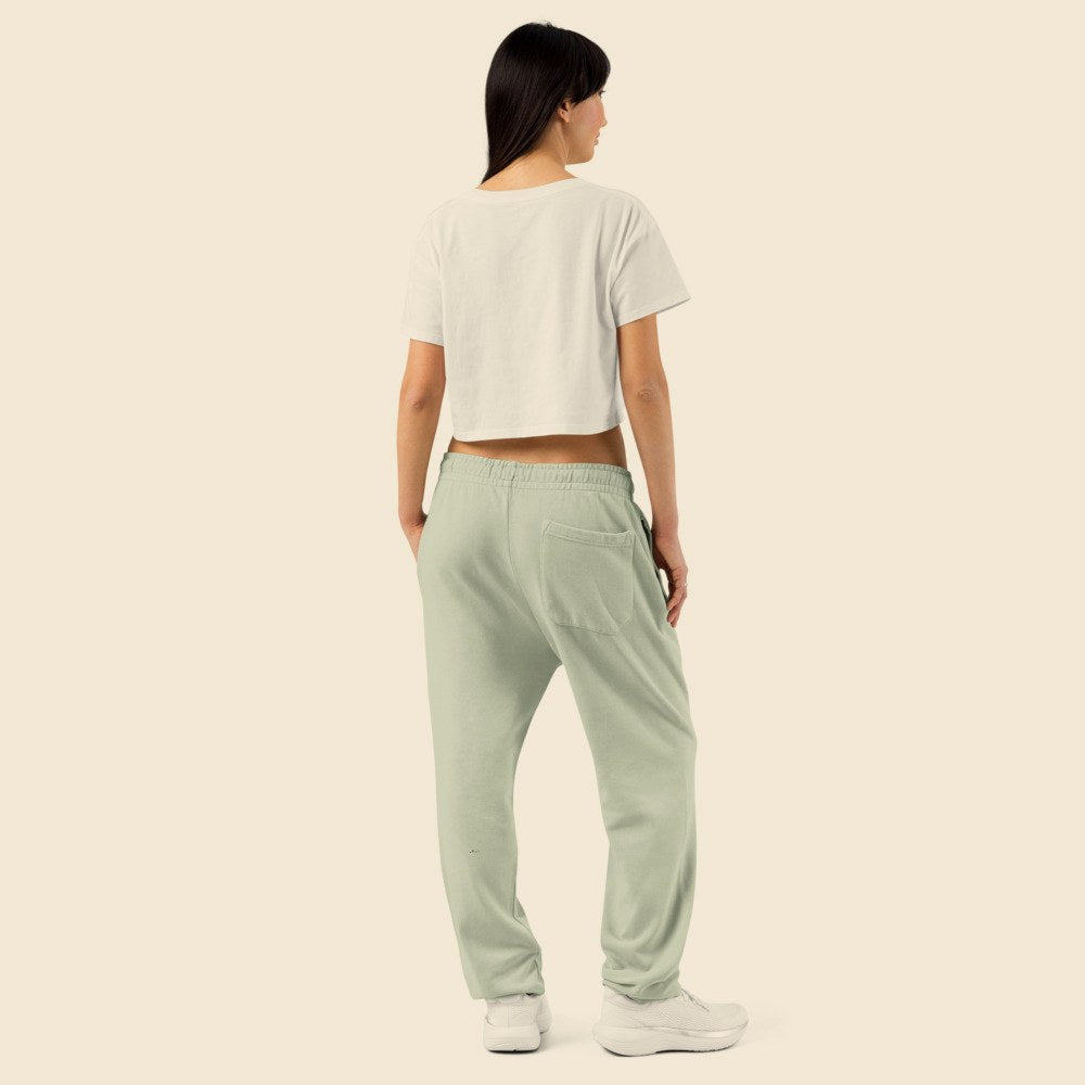 Pantalon Urban porté par une femme, Verso Paris · mannequin femme · dos