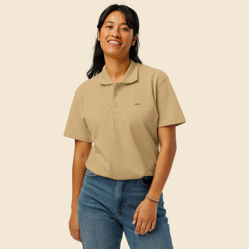 Polo Piqué Premium porté par une femme, Verso Paris · mannequin femme