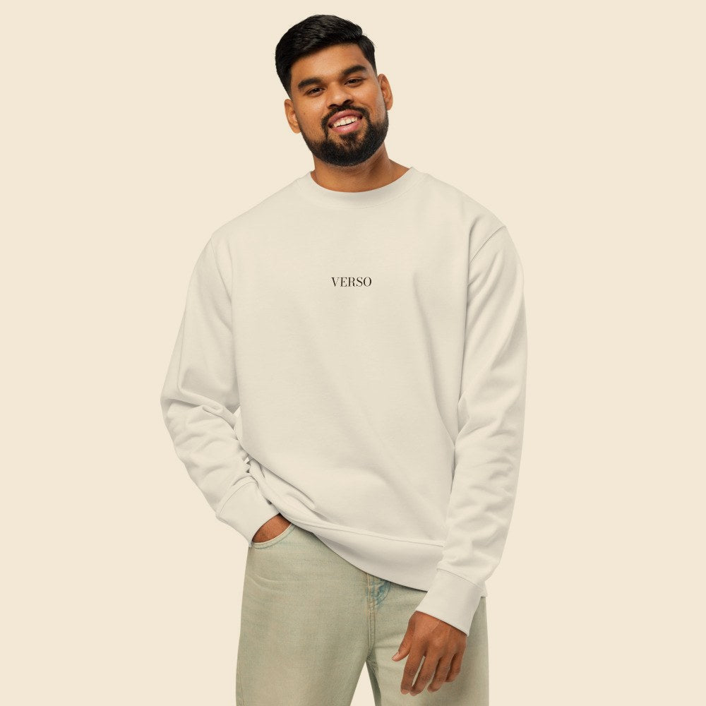 Sweatshirt Changer 2.0 Stanley/Stella SASU004 porté par un homme, Verso Paris · mannequin homme