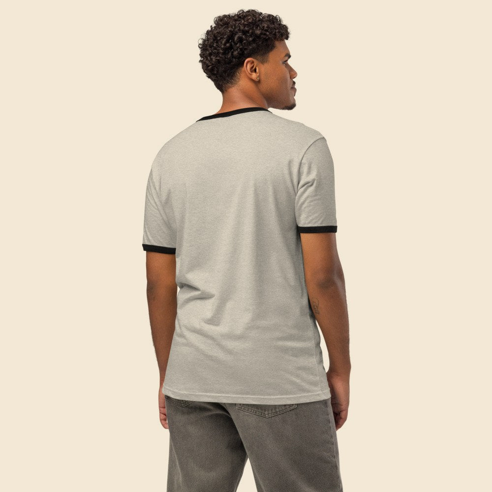 Tee Jersey Col Ringer porté par un homme, Verso Paris · mannequin homme · dos