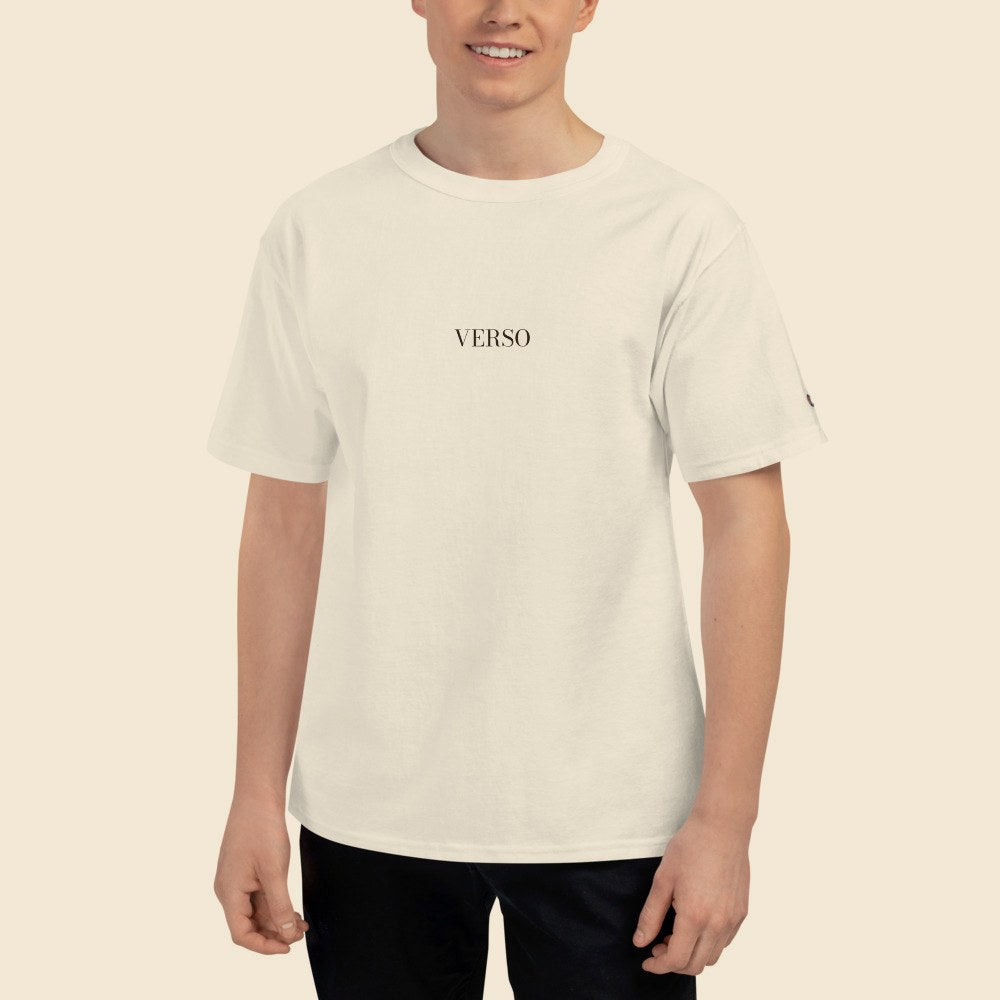 Tee Jersey Col Rond T105 porté par un homme, Verso Paris · mannequin homme