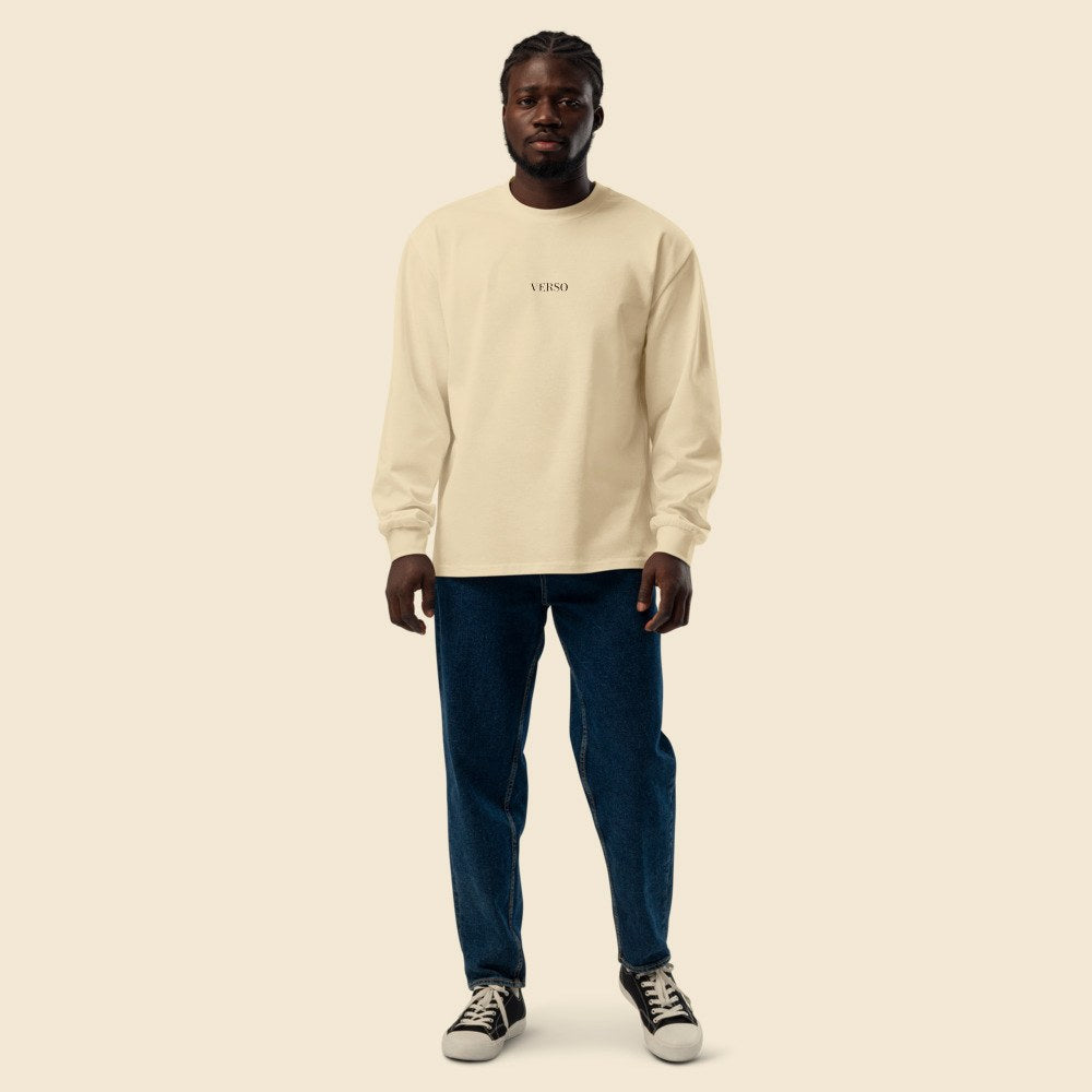 Tee Longue Manches Premium porté par un homme, Verso Paris · mannequin homme