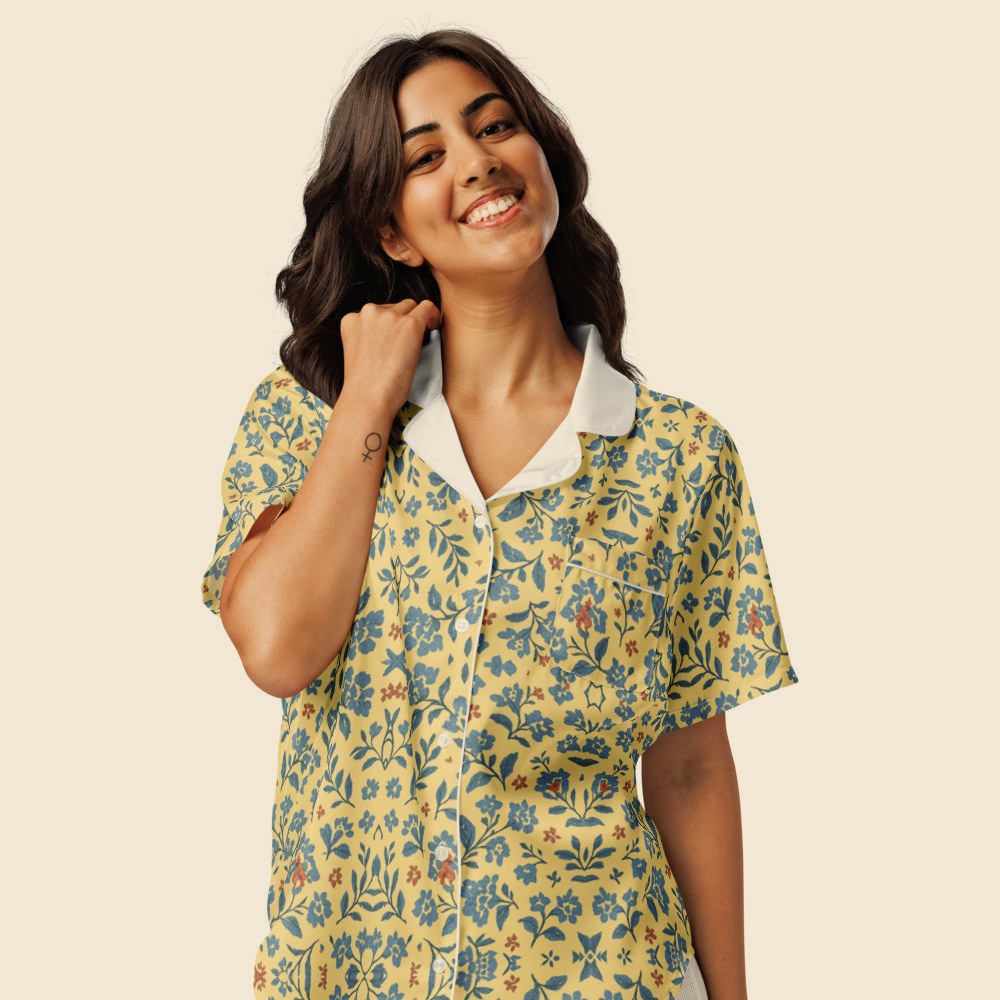 Haut de Pyjama Manches Courtes porté, Verso Paris · mannequin femme