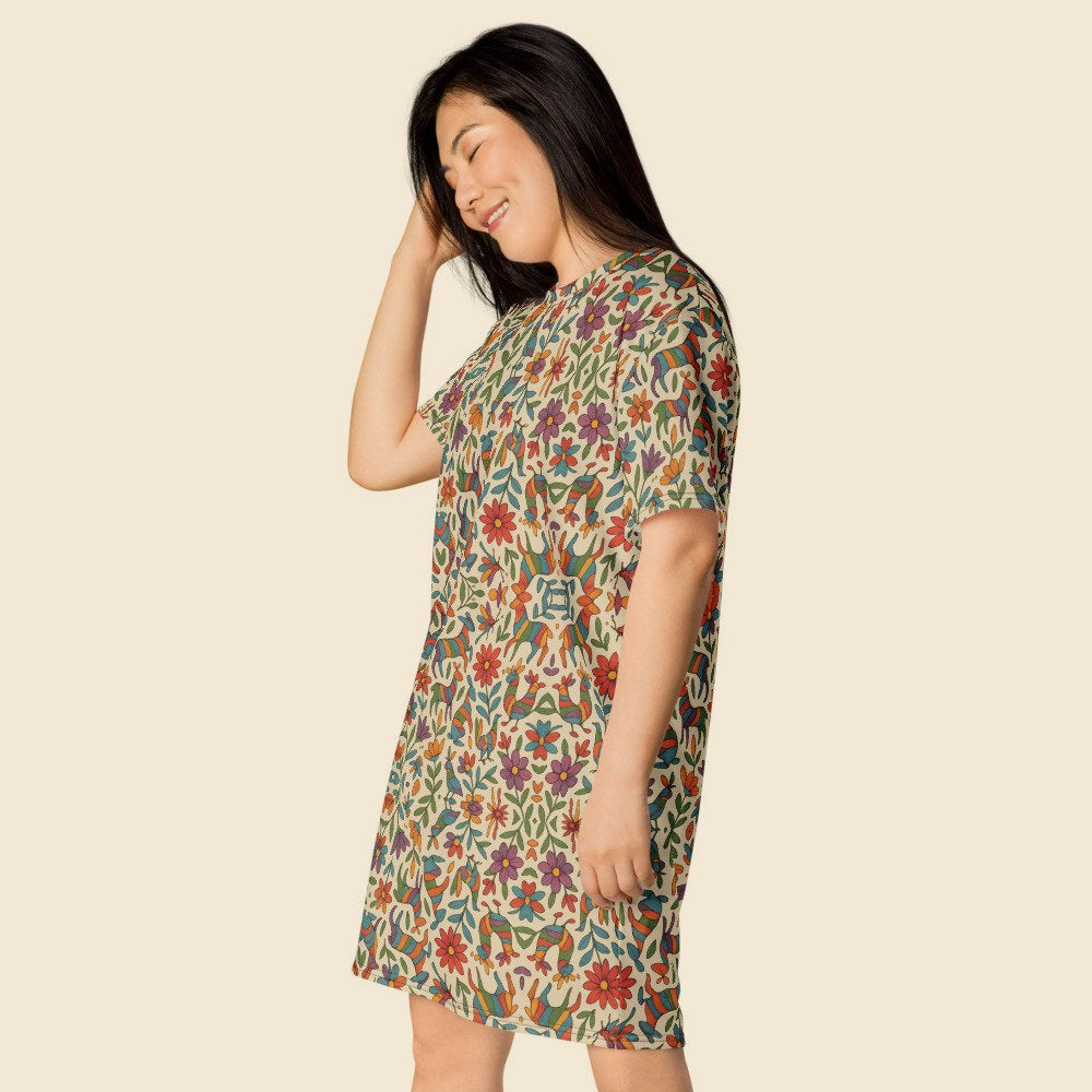 Robe T-shirt porté, Verso Paris · mannequin femme