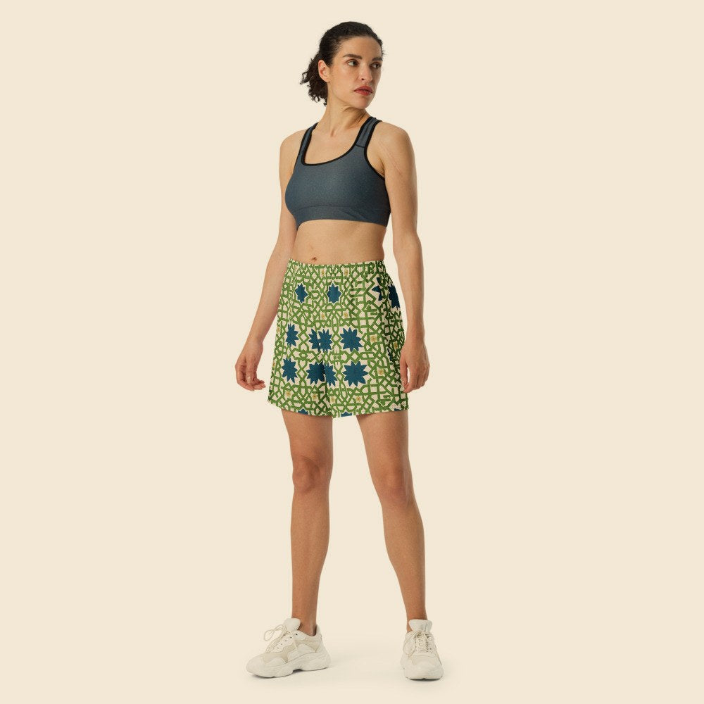 Short Athlétique porté, Verso Paris · mannequin femme