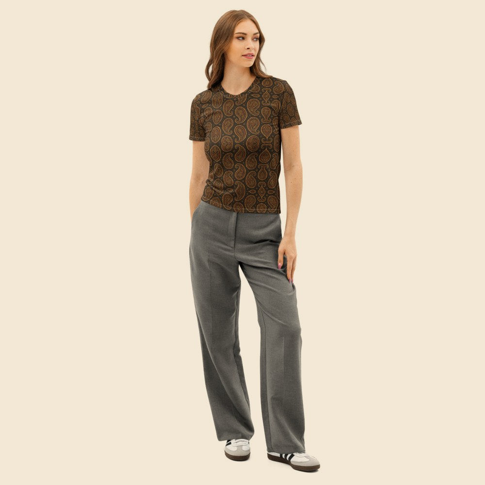 Tee Femme porté, Verso Paris · mannequin femme