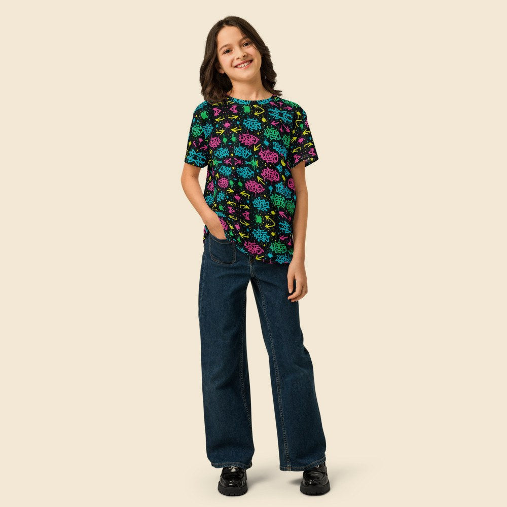 Tee Junior porté, Verso Paris · mannequin fille