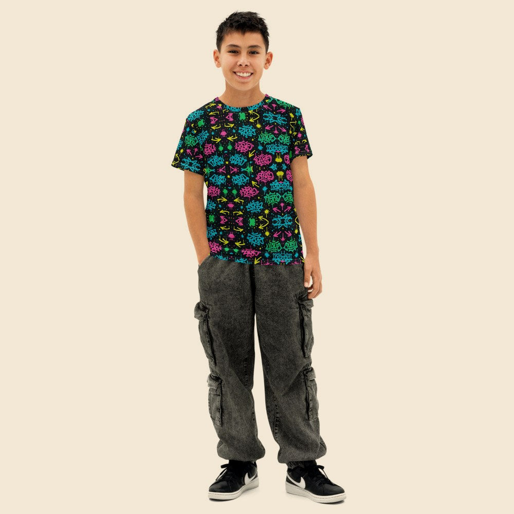 Tee Junior porté, Verso Paris · mannequin garçon