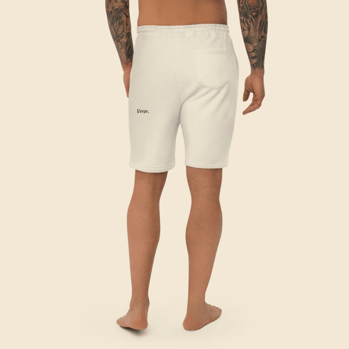 Shorts Fleece Homme personnalisable, coloris Blanc, Verso Paris · exemple Blanc · logo Verso · porté homme · dos