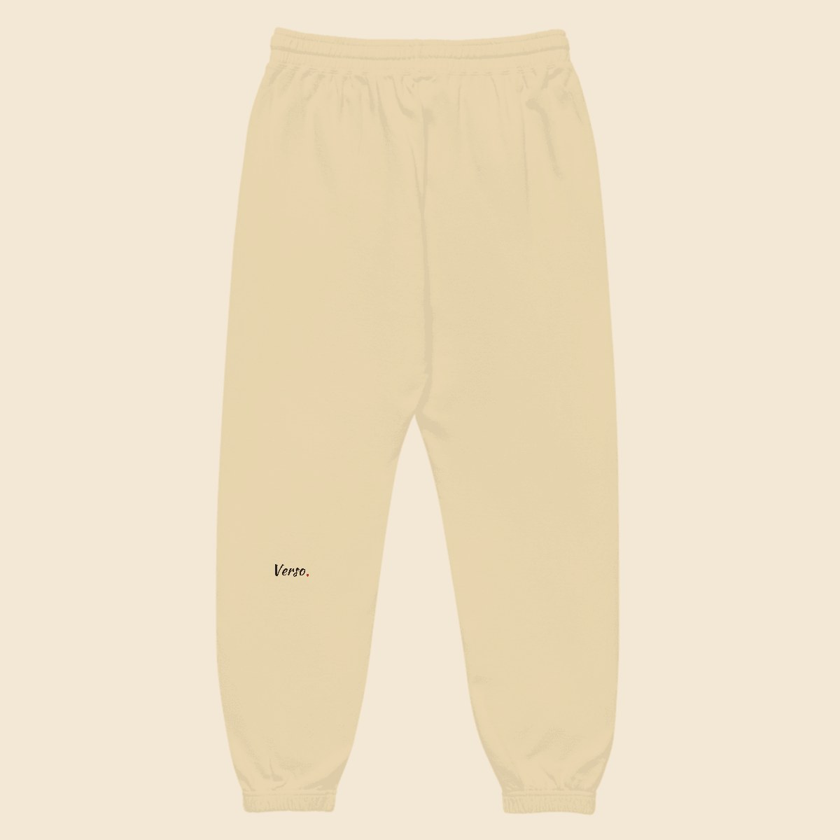 Pantalon Fleece Garment-Dyed personnalisable, coloris Ivoire, Verso Paris · exemple Ivoire · logo Verso