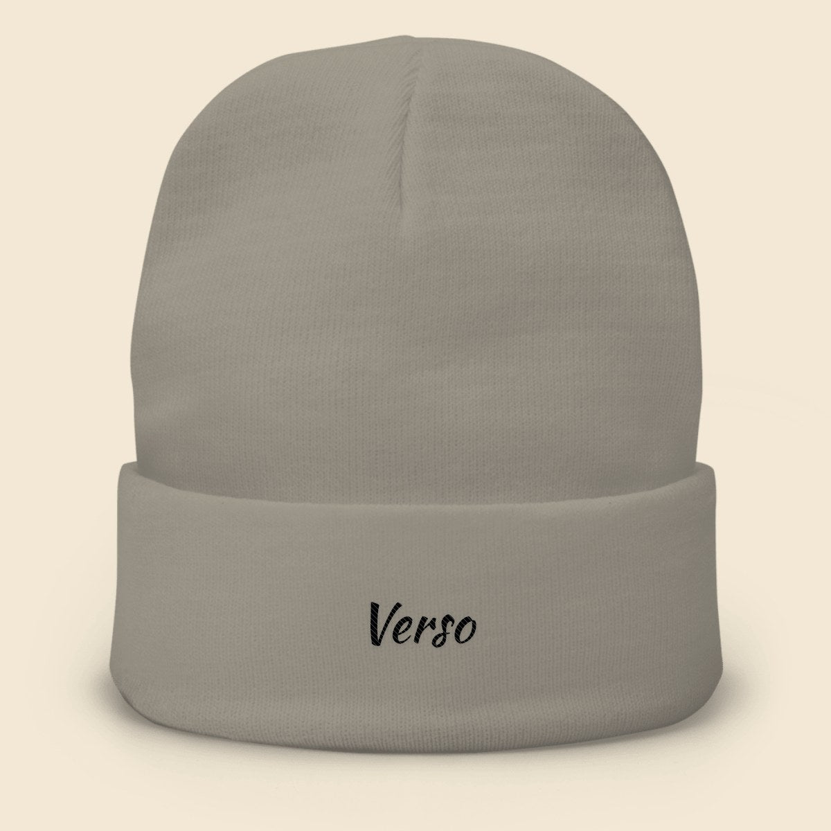 bonnet-tricote-studio · exemple Gris · logo Verso