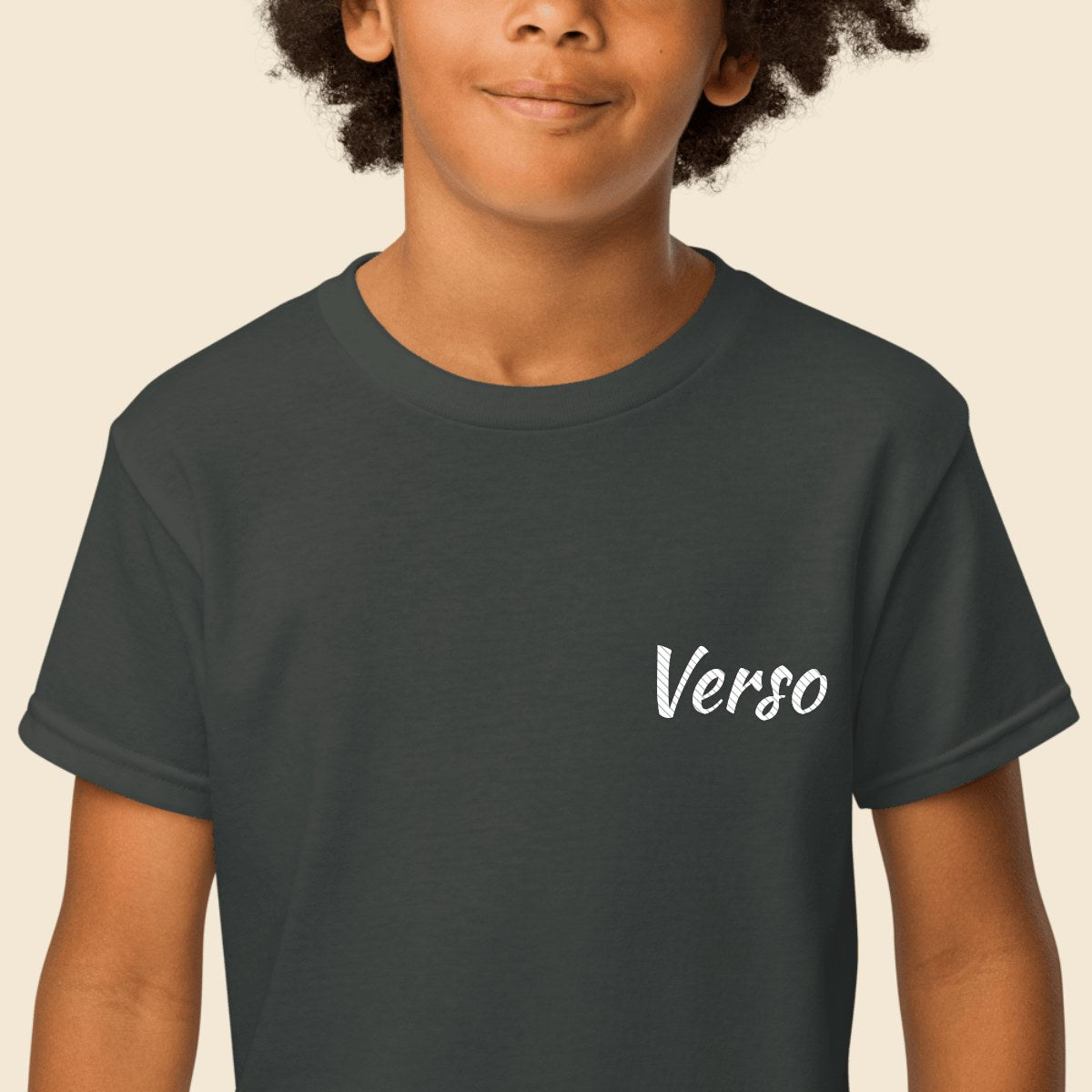 Tee Sport Junior personnalisable, coloris Anthracite chiné, Verso Paris · exemple Anthracite chiné · logo Verso
