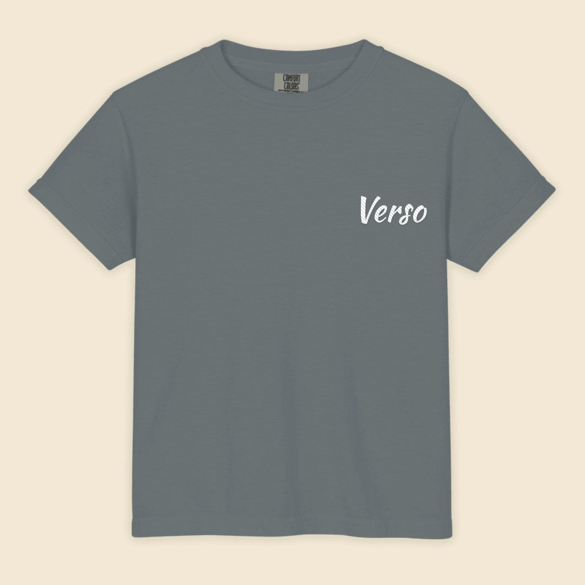 Tee Junior Garment Dye personnalisable, coloris Bleu jean, Verso Paris · exemple Bleu jean · logo Verso