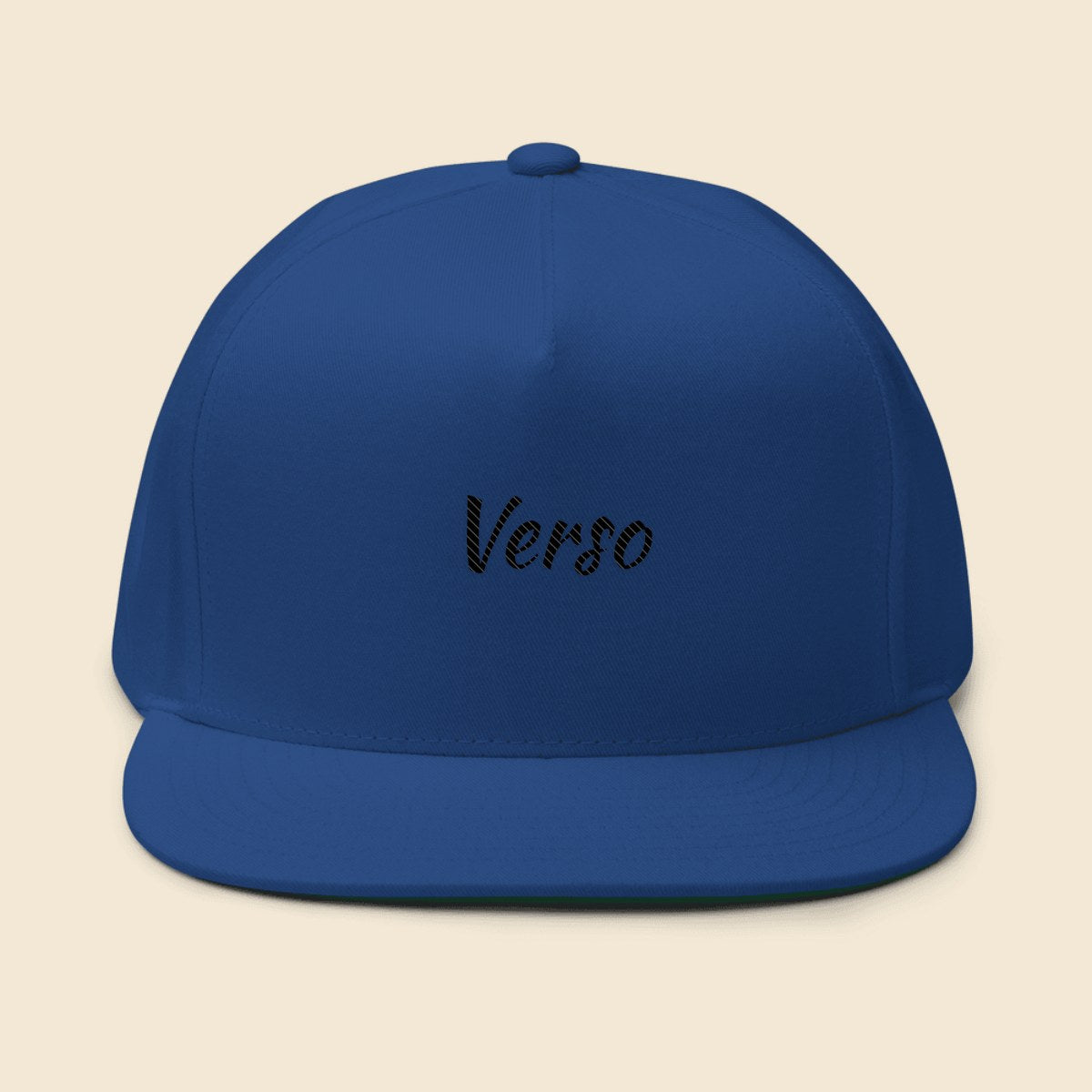 casquette-plate-studio · exemple Bleu royal · logo Verso