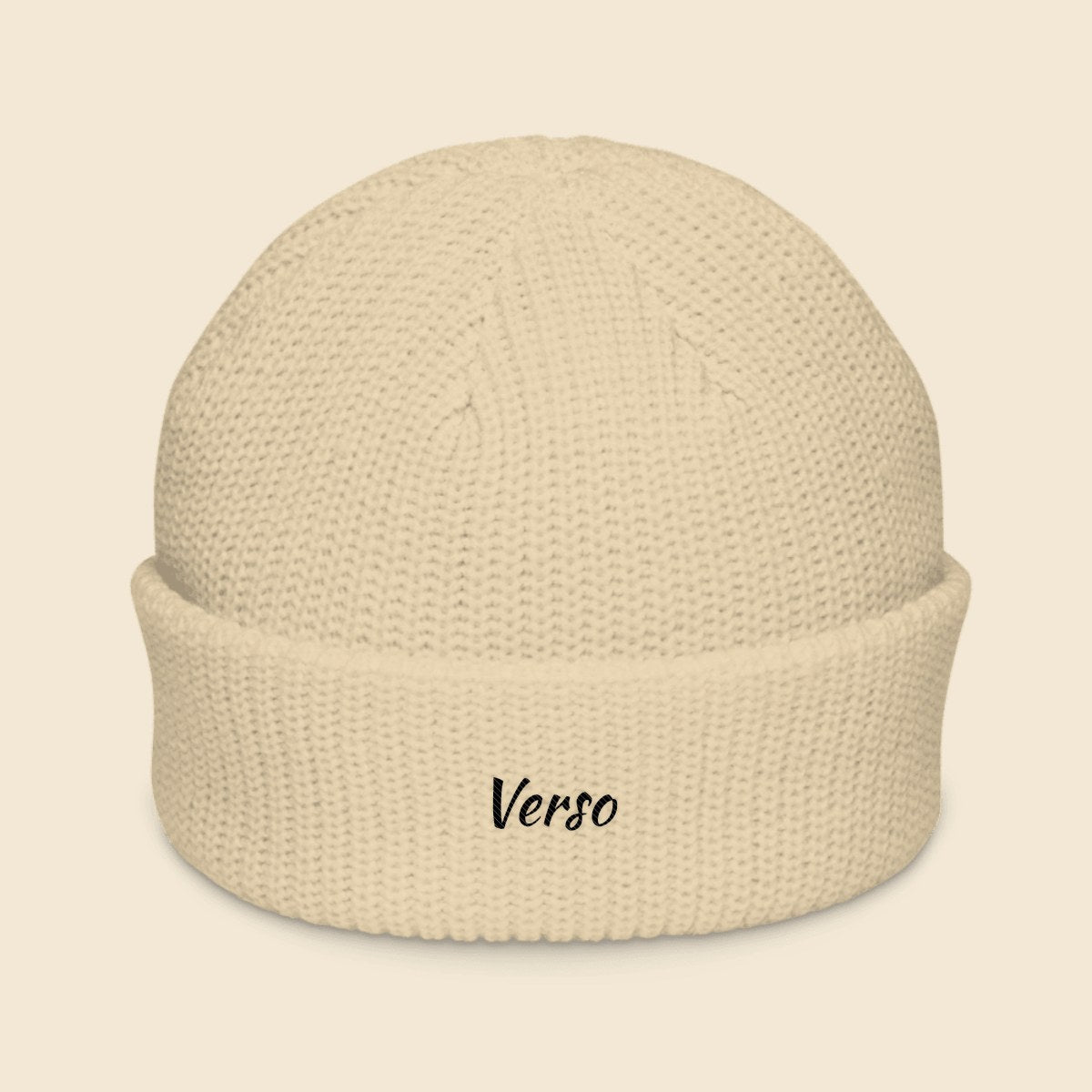 bonnet-pecheur-studio · exemple Écru · logo Verso