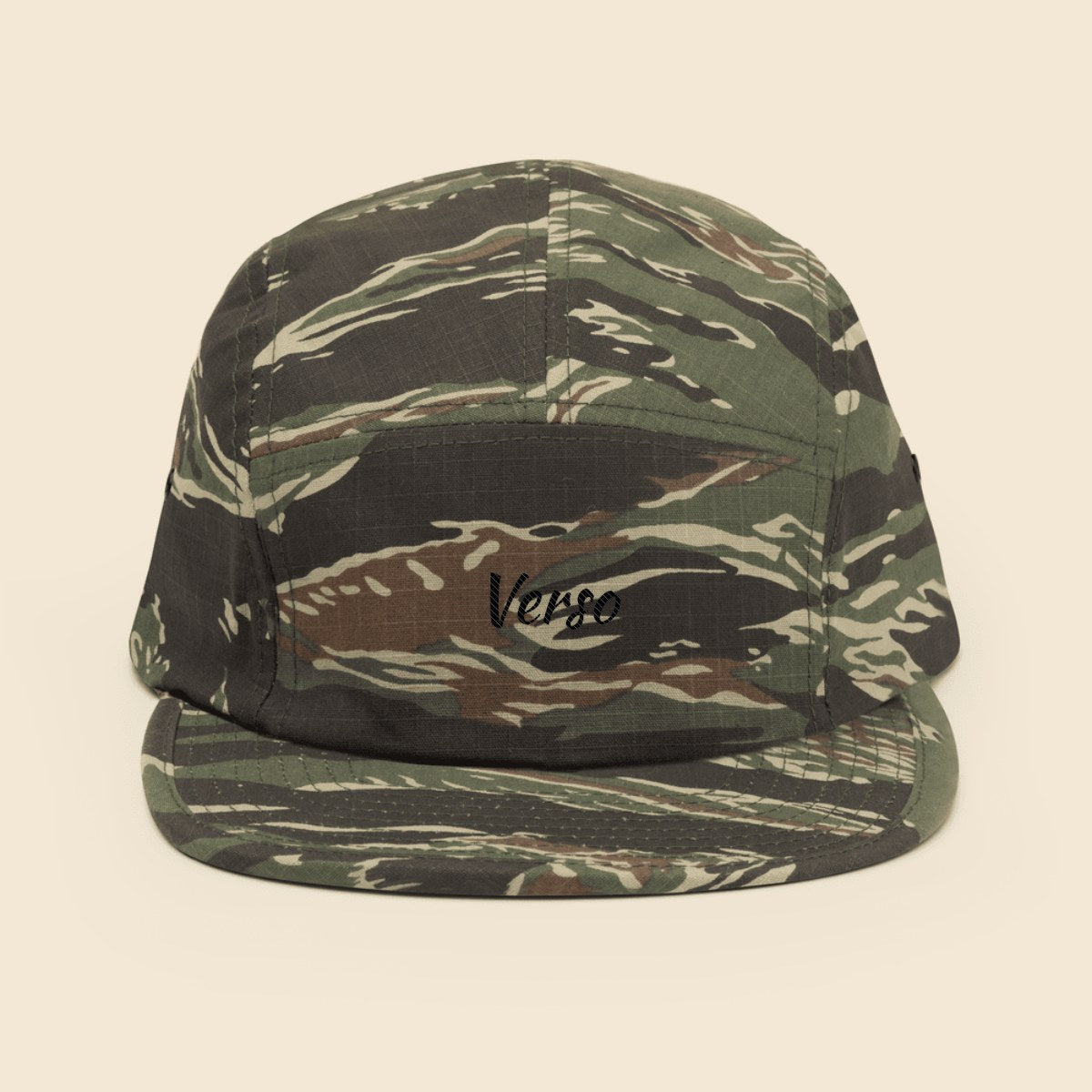 Casquette 5 Pans personnalisable, coloris Vert Tiger camouflage, Verso Paris · exemple Vert Tiger camouflage · logo Verso