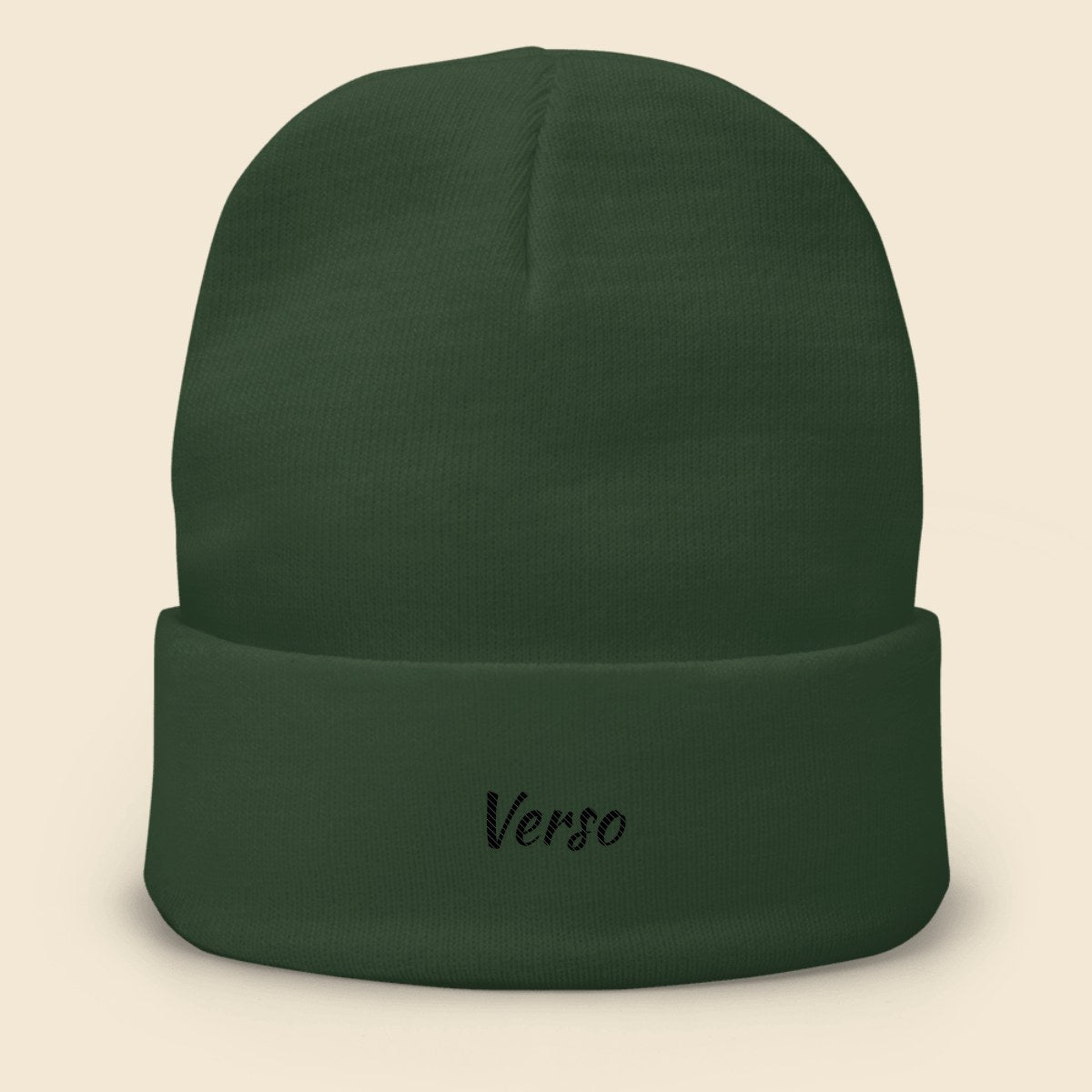 bonnet-tricote-studio · exemple Vert foncé · logo Verso